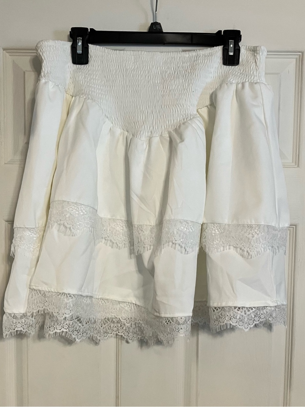 SHEIN Lace Mini Skirt Tiered Ruffle Smocked Waist White Curve Plus 2X NWT